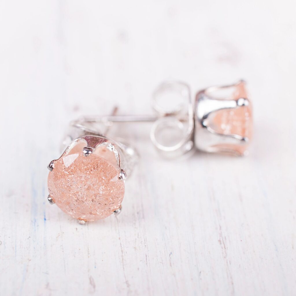 Little earrings - carnations with pink stones.